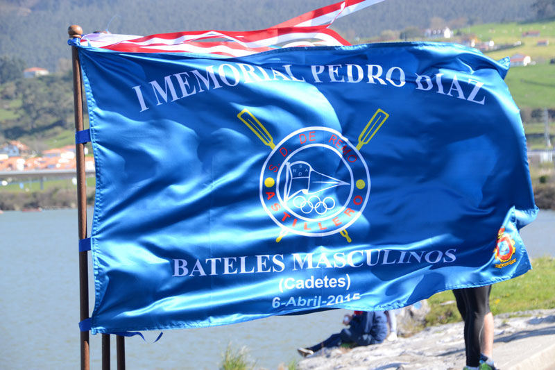 I Memorial Pedro Díaz, regata de Bateles celebrada en Astillero el 6 de abril de 2015. Foto Gerardo Blanco.